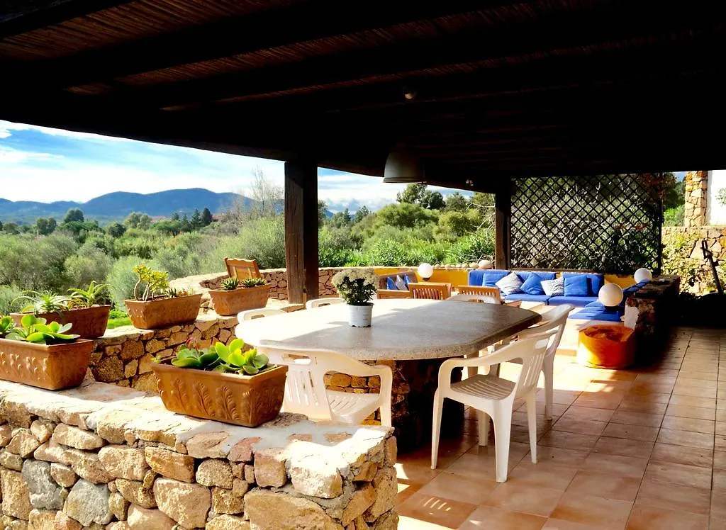 Villa Beatrice Porto Istana Italy